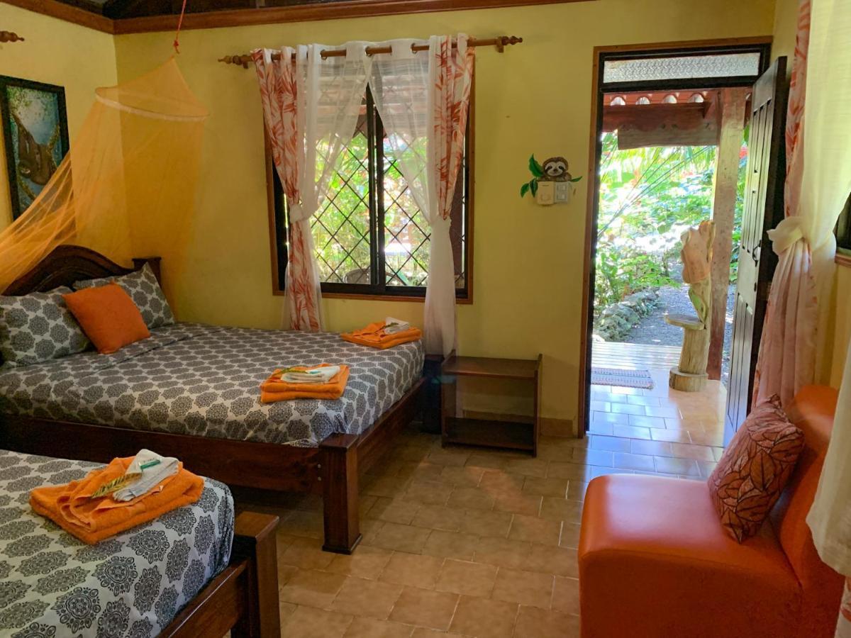 Cabinas Tito Cahuita Kültér fotó