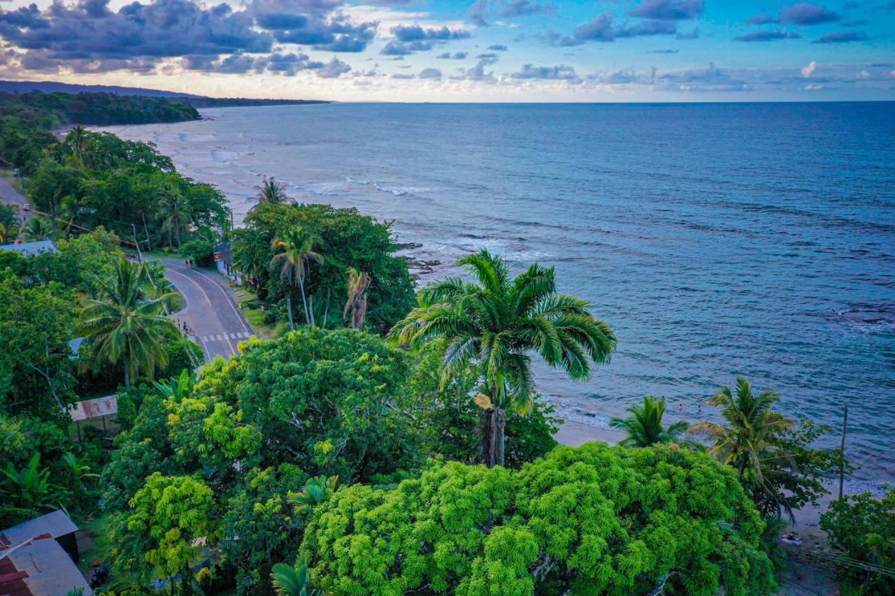 Cabinas Tito Cahuita Kültér fotó